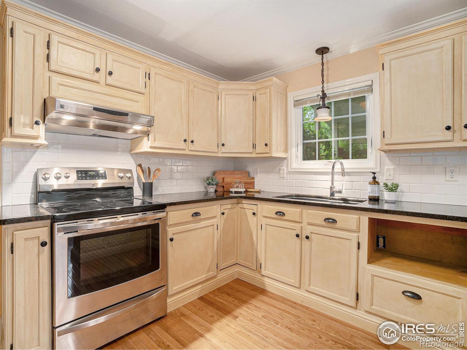 MLS Image #10 for 706  great plains court,fort collins, Colorado