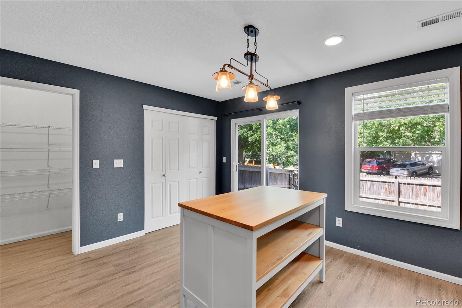 MLS Image #11 for 7751 s kittredge court,englewood, Colorado