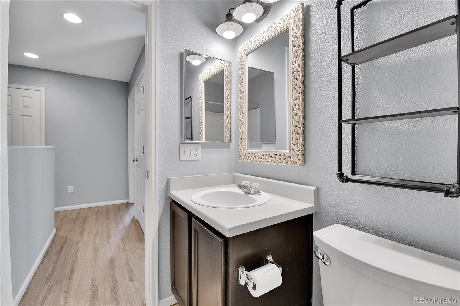 MLS Image #23 for 7751 s kittredge court,englewood, Colorado