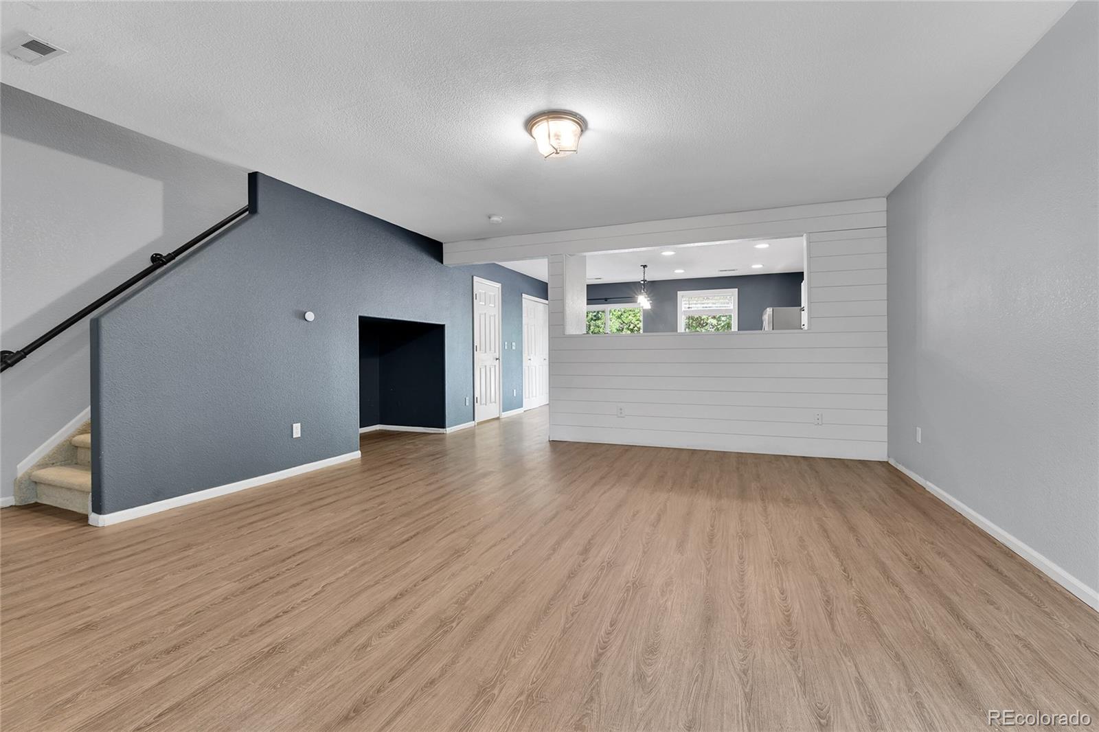 MLS Image #3 for 7751 s kittredge court,englewood, Colorado