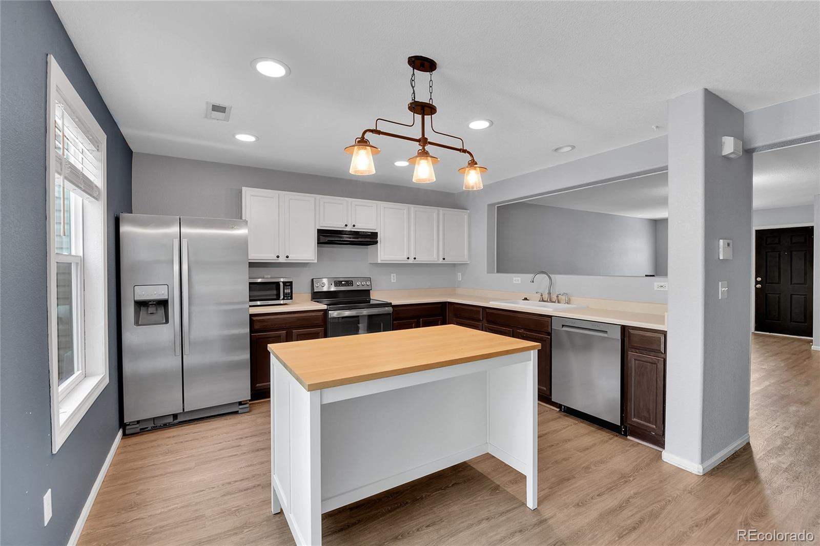 MLS Image #6 for 7751 s kittredge court,englewood, Colorado