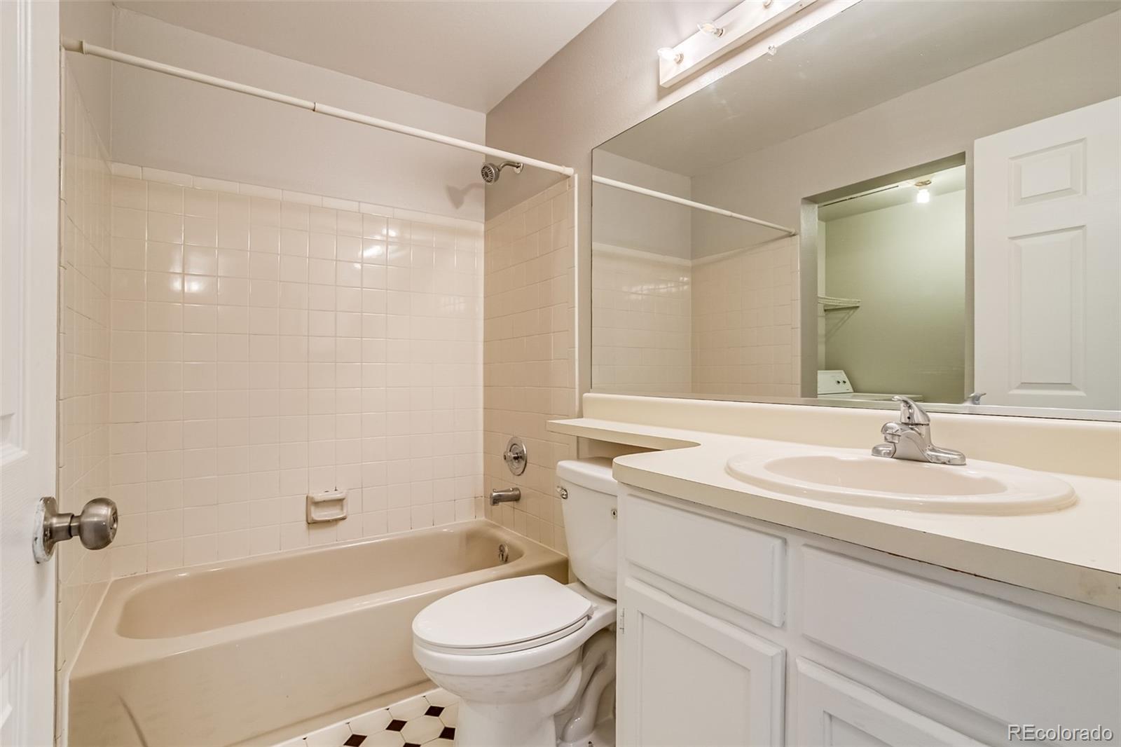 MLS Image #16 for 18033 e ohio avenue,aurora, Colorado