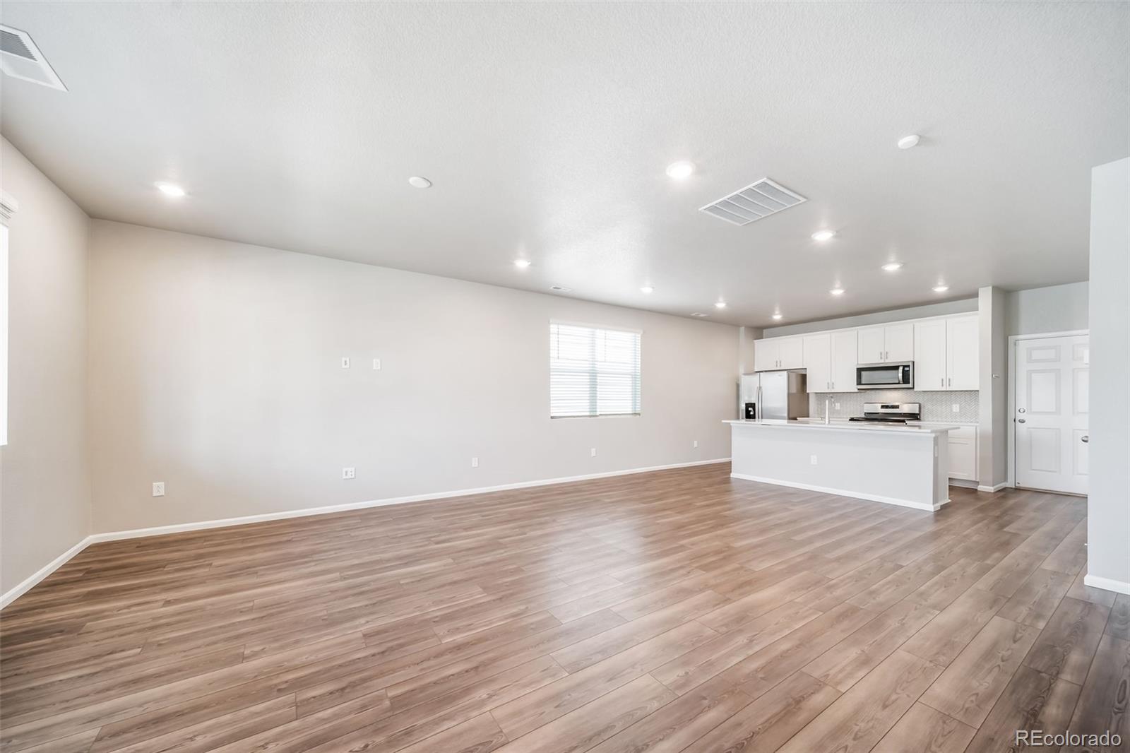 MLS Image #6 for 12276  dairy street,thornton, Colorado