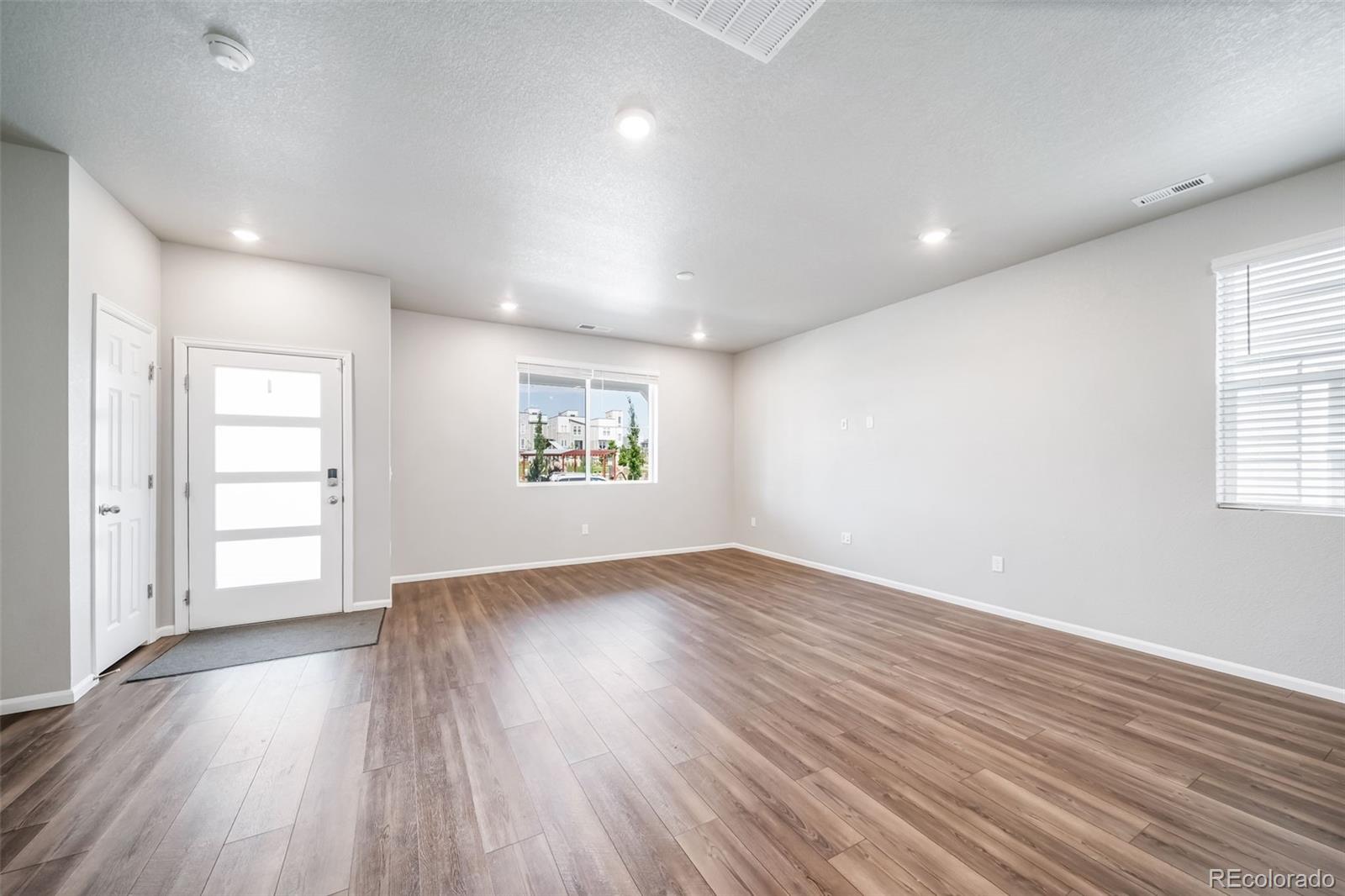 MLS Image #7 for 12276  dairy street,thornton, Colorado