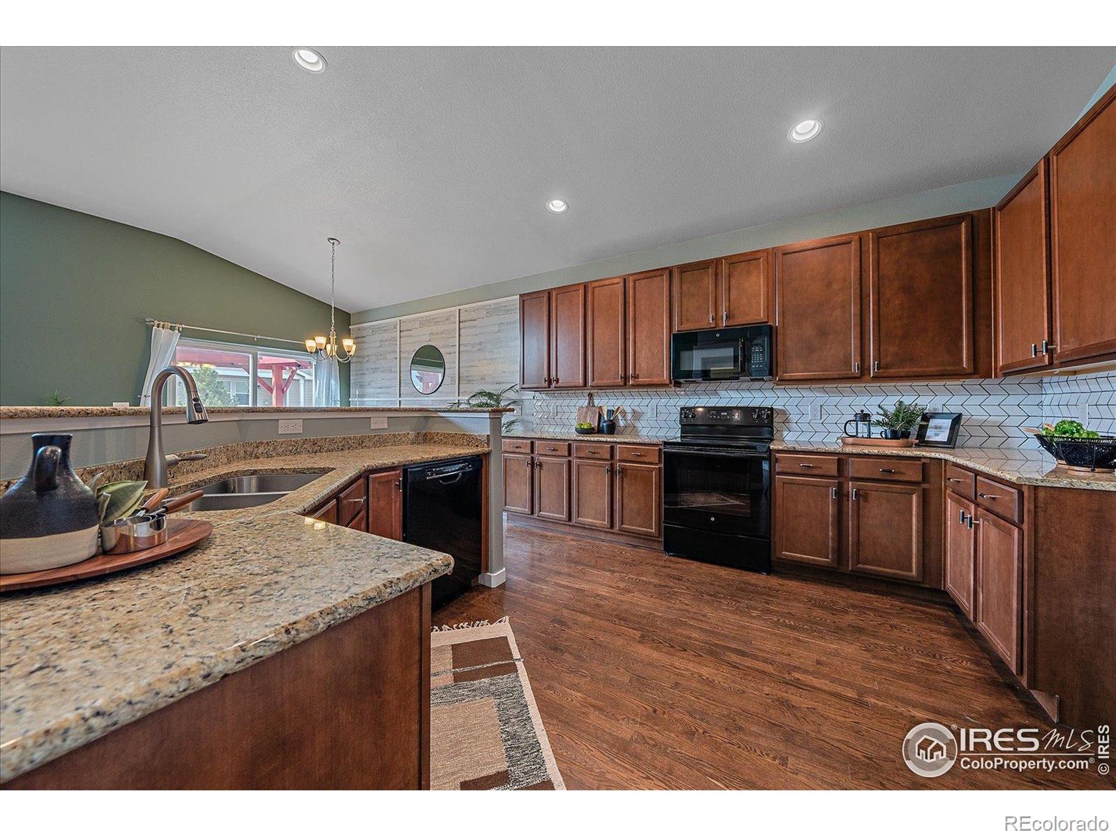 MLS Image #4 for 2321  nicholson street,berthoud, Colorado