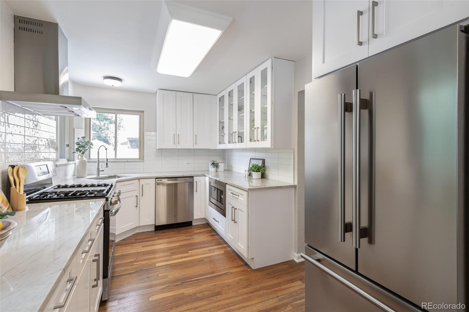 MLS Image #12 for 595 s gaylord street,denver, Colorado