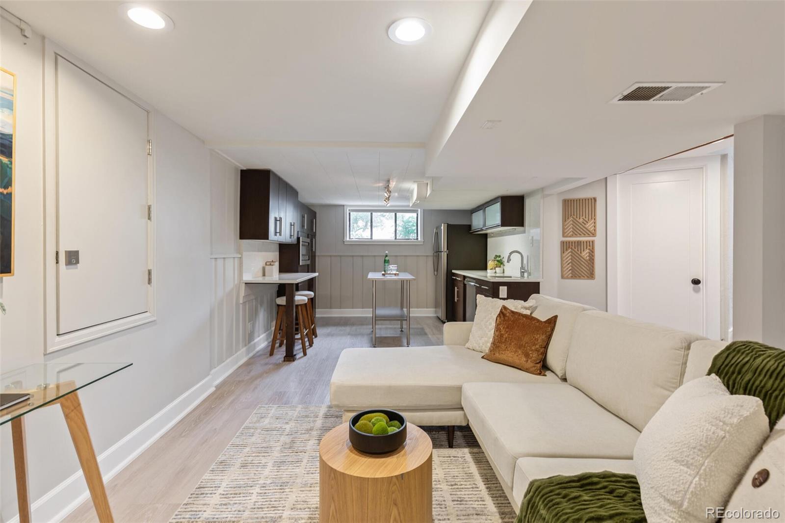 MLS Image #23 for 595 s gaylord street,denver, Colorado