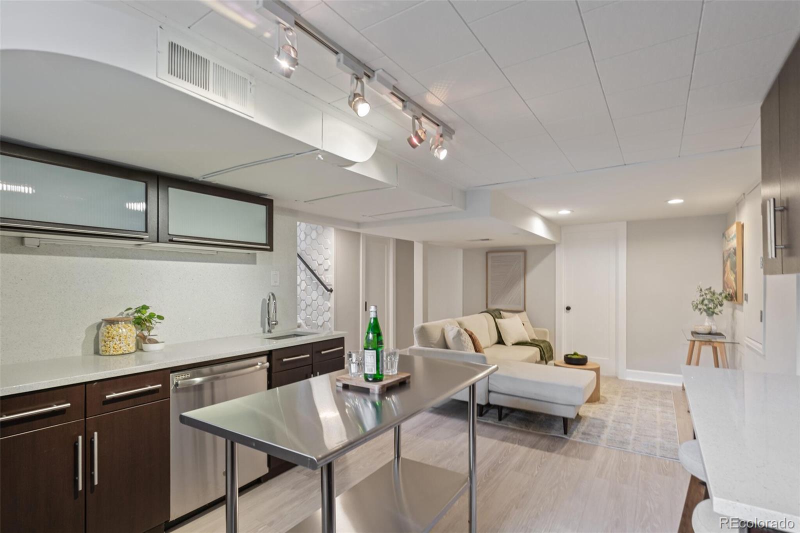 MLS Image #26 for 595 s gaylord street,denver, Colorado