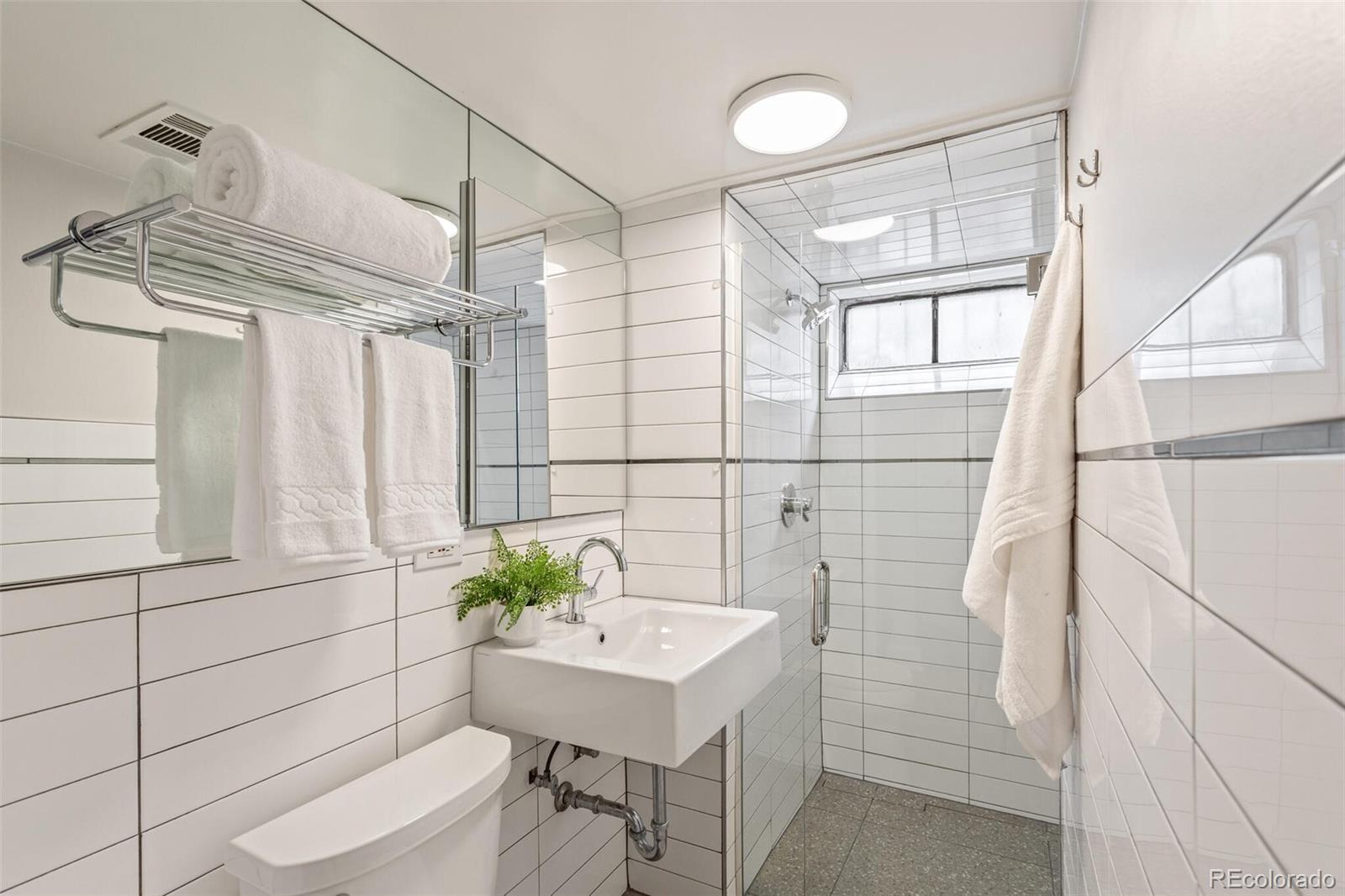 MLS Image #27 for 595 s gaylord street,denver, Colorado