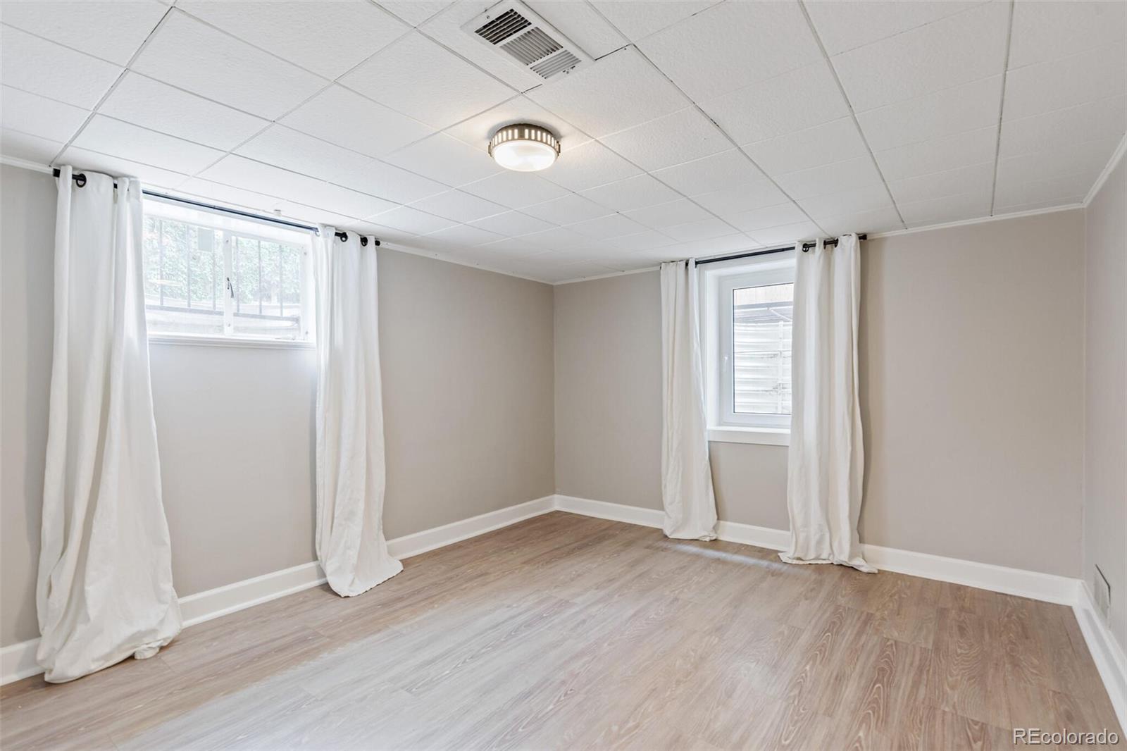 MLS Image #30 for 595 s gaylord street,denver, Colorado