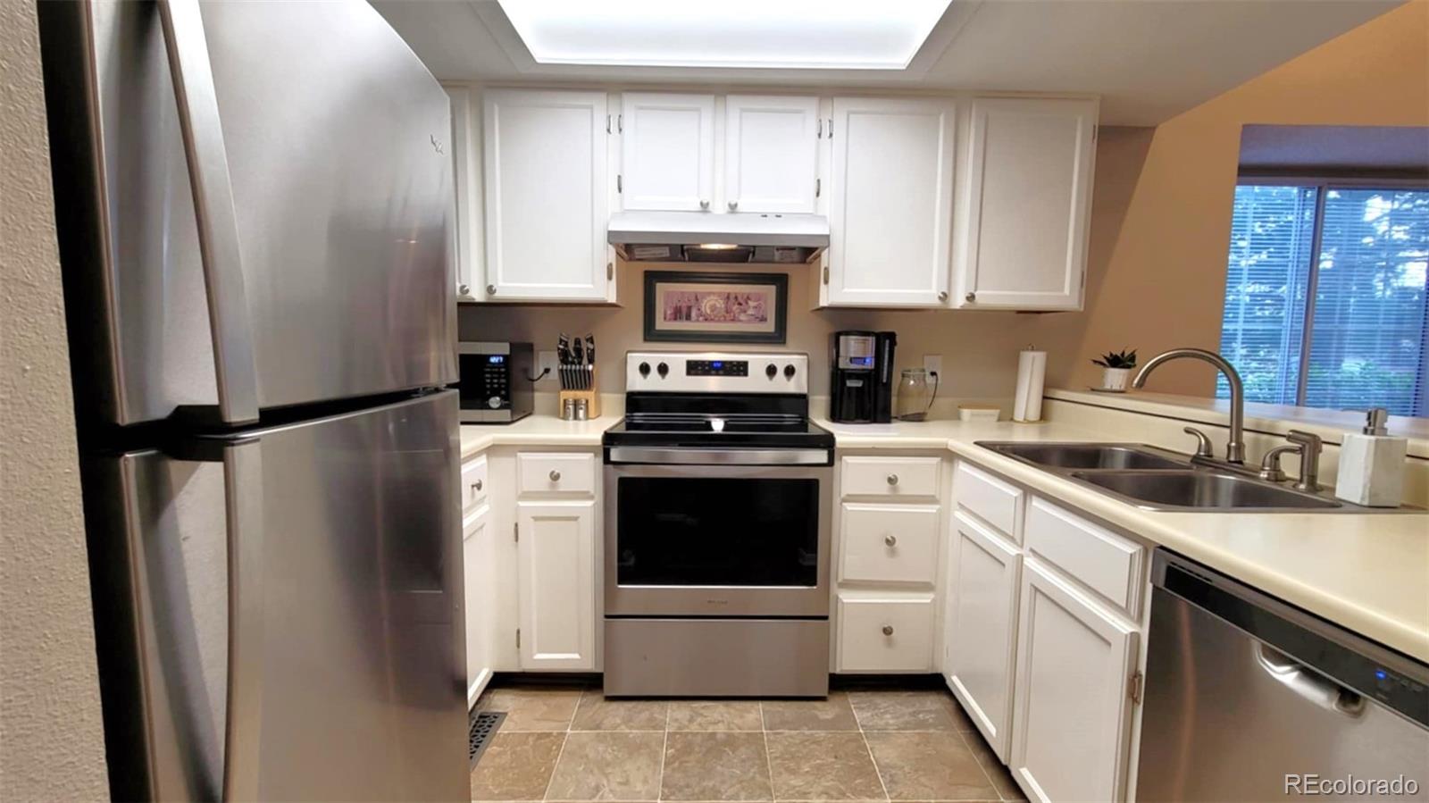 MLS Image #4 for 1911 s balsam street,lakewood, Colorado