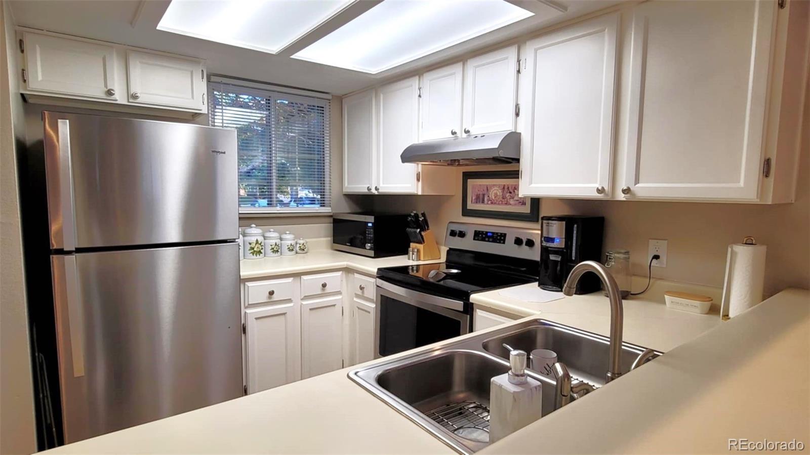 MLS Image #5 for 1911 s balsam street,lakewood, Colorado