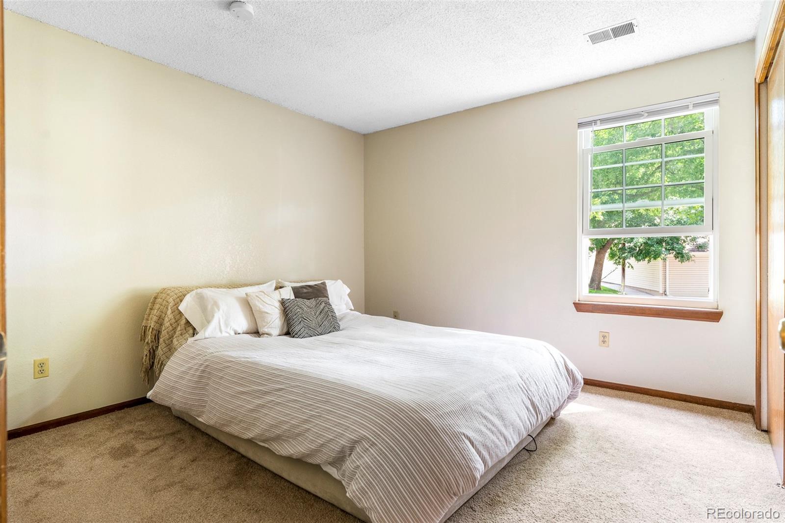 MLS Image #10 for 995 s miller street,lakewood, Colorado