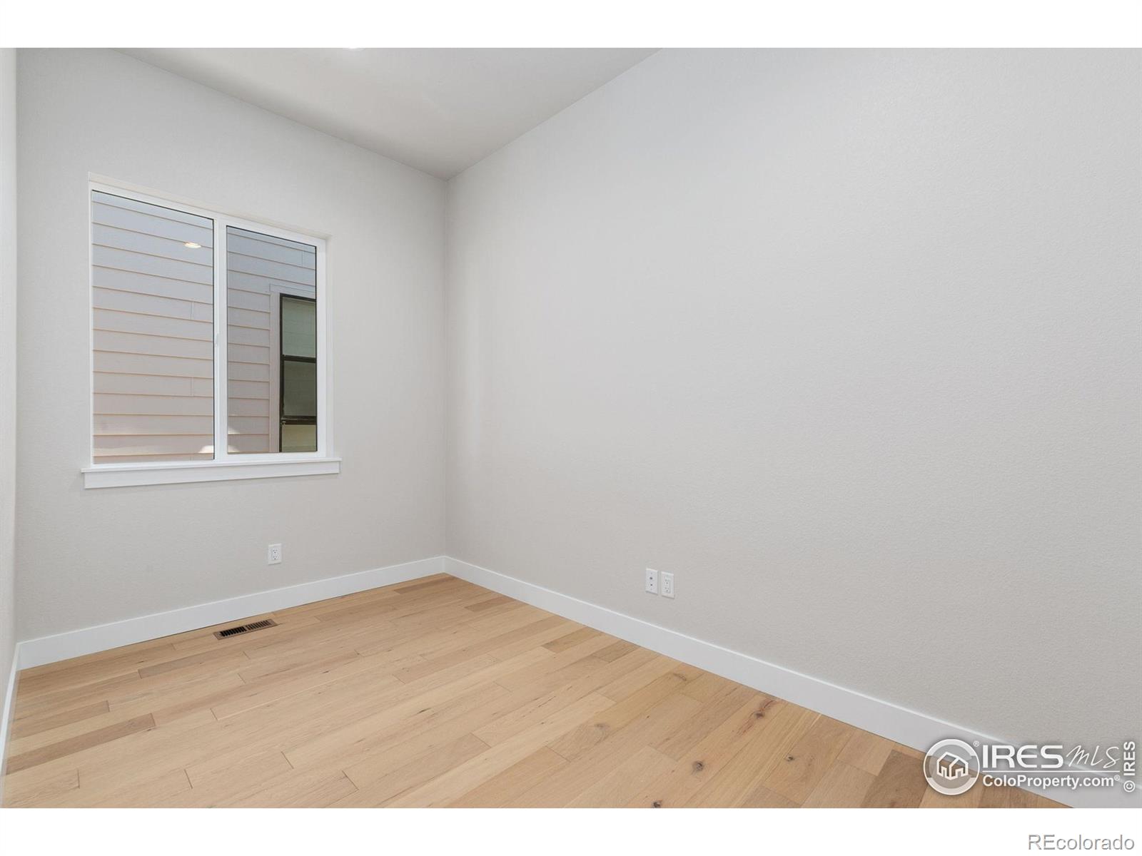 MLS Image #10 for 1719  branching canopy drive,windsor, Colorado