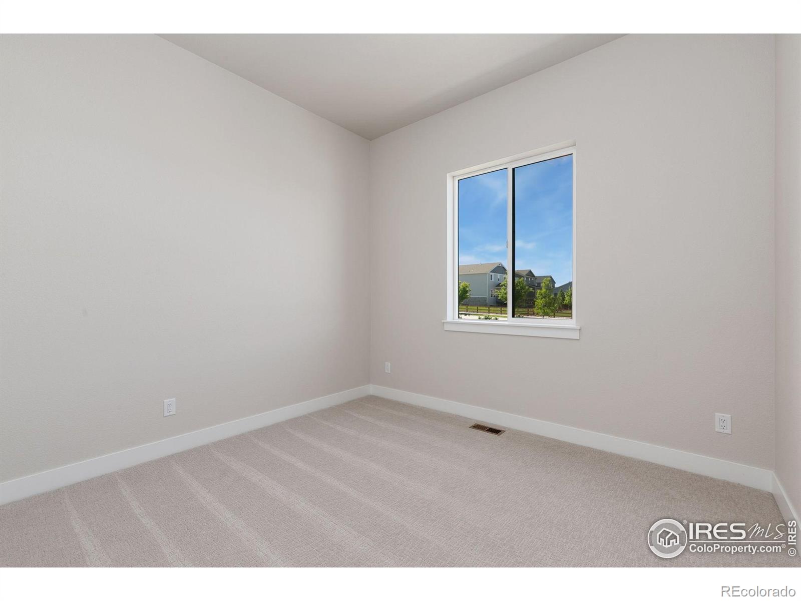 MLS Image #13 for 1719  branching canopy drive,windsor, Colorado