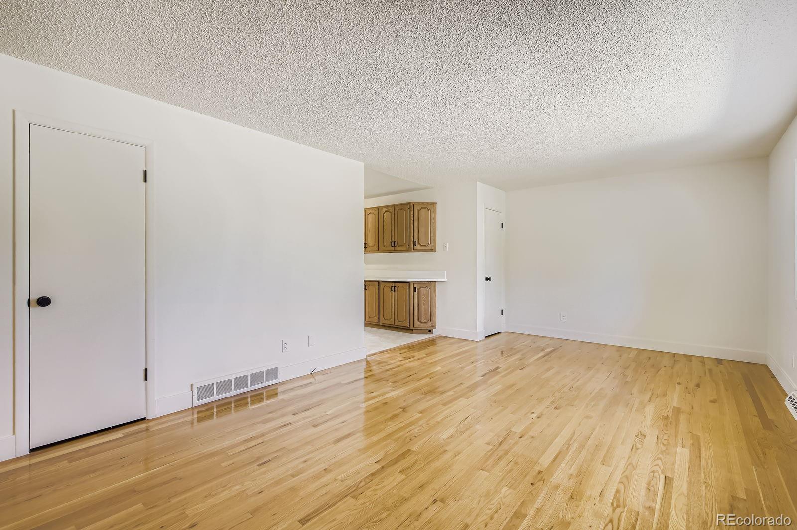 MLS Image #6 for 811 s tyler avenue,loveland, Colorado