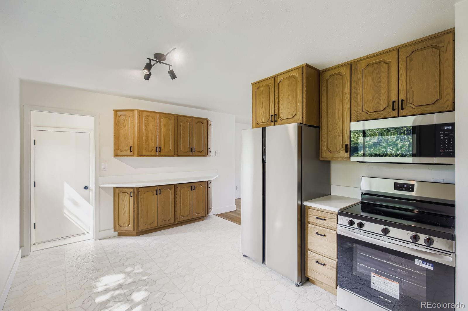 MLS Image #9 for 811 s tyler avenue,loveland, Colorado