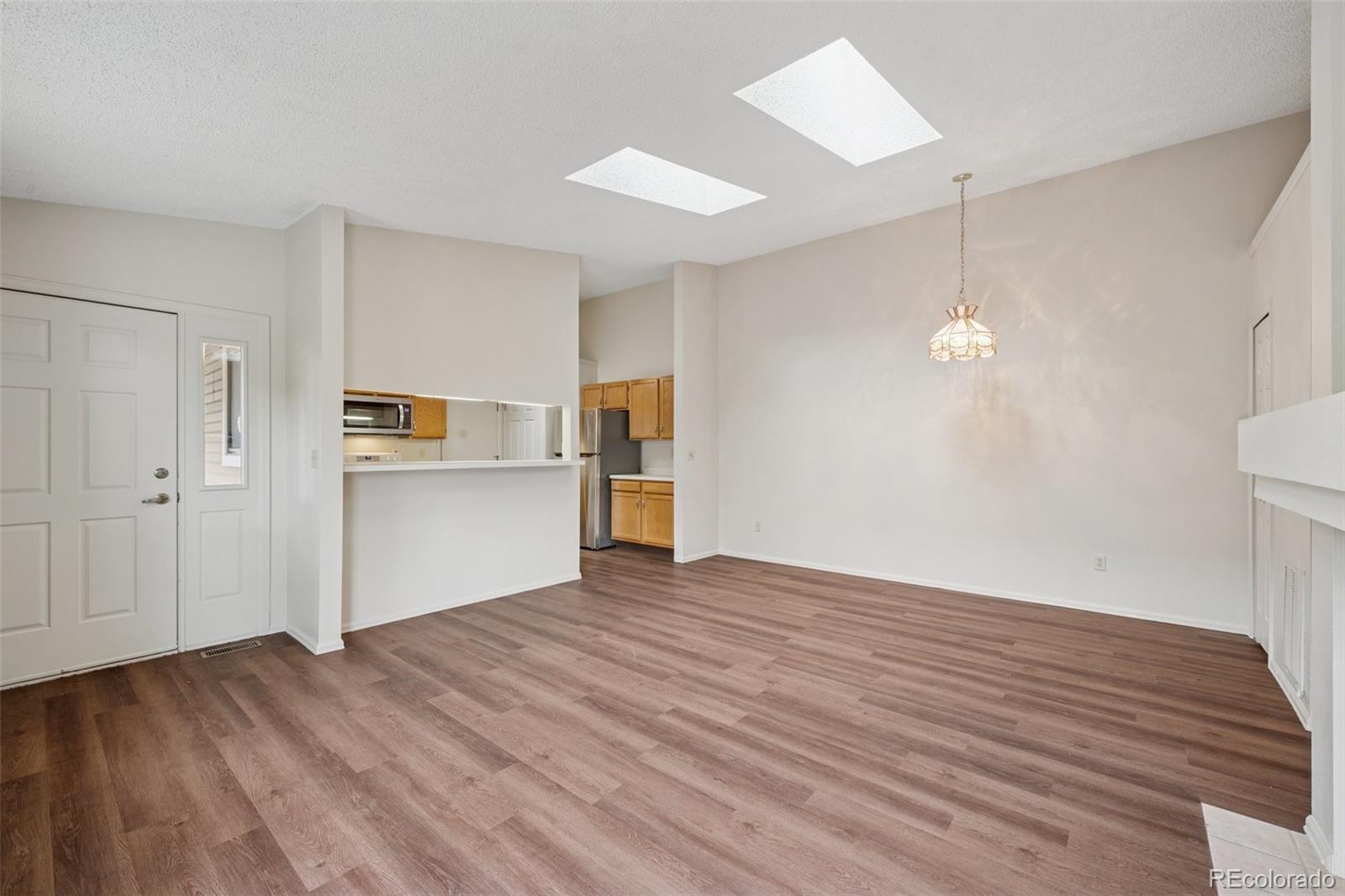 MLS Image #5 for 2538  patriot heights,colorado springs, Colorado