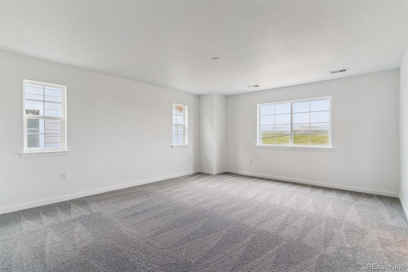 MLS Image #12 for 25244 e warren place,aurora, Colorado
