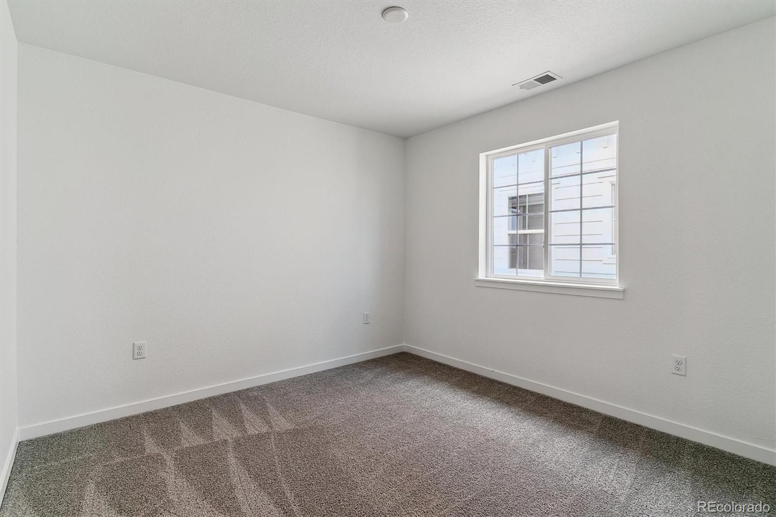MLS Image #18 for 25244 e warren place,aurora, Colorado