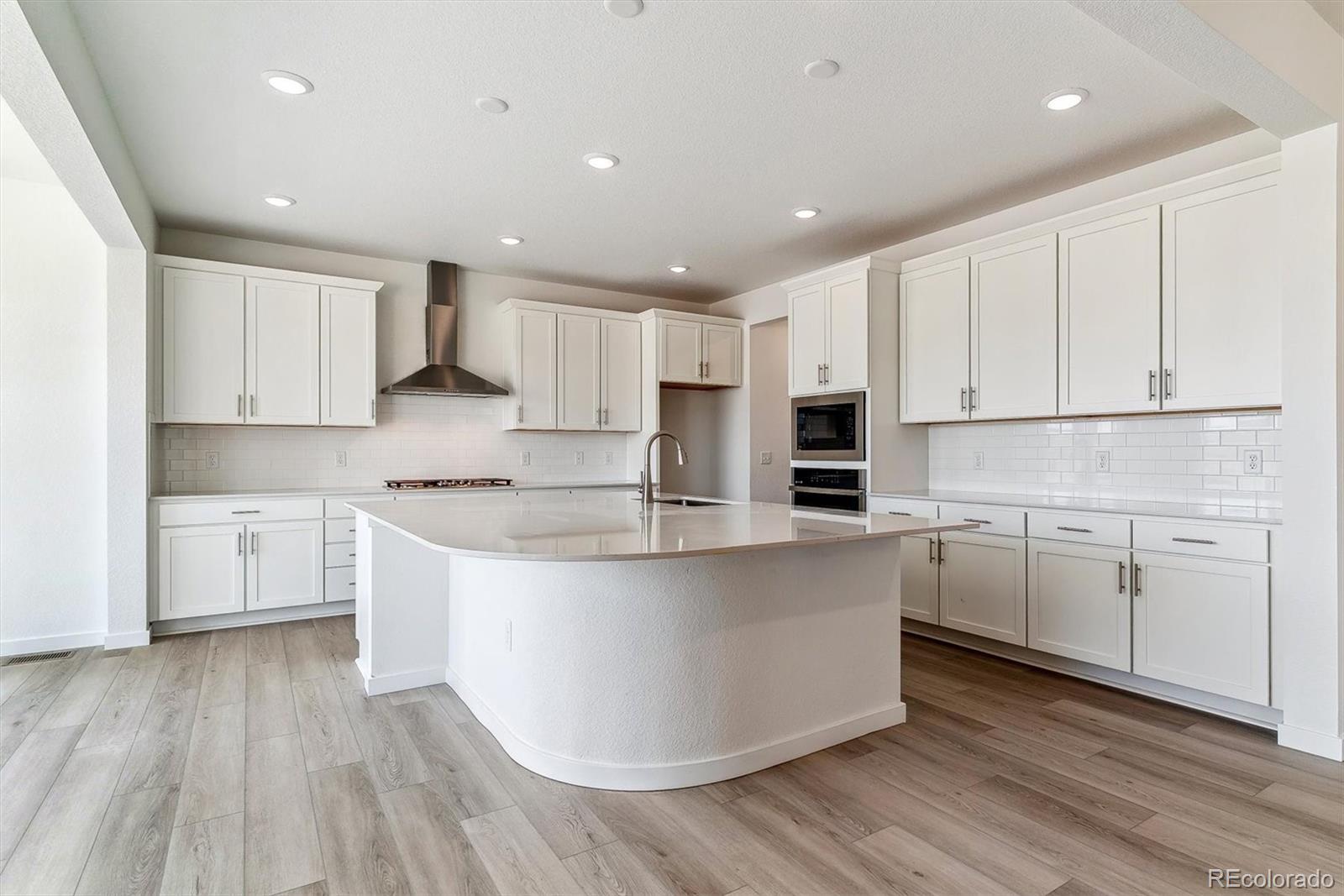 MLS Image #3 for 25244 e warren place,aurora, Colorado
