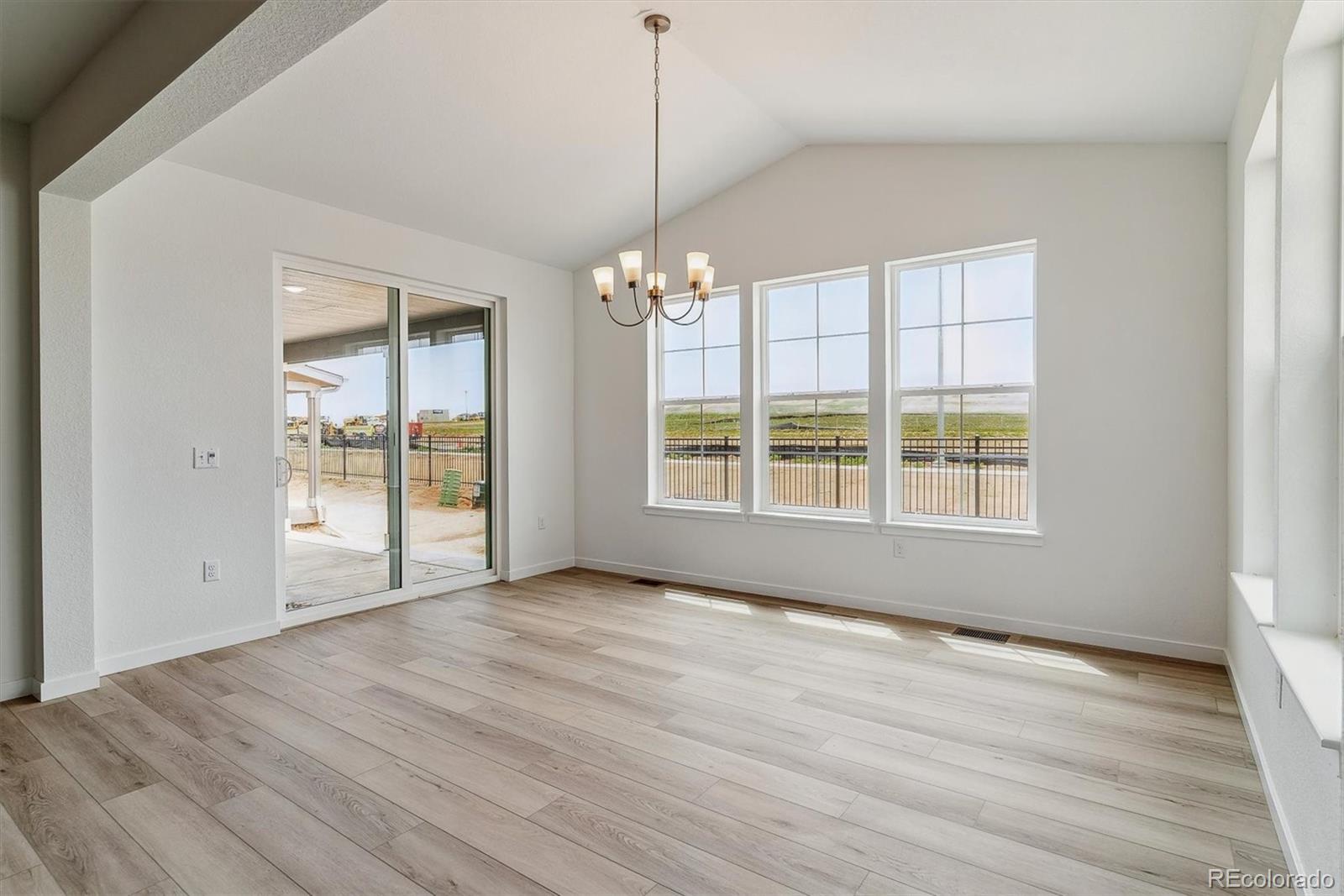 MLS Image #9 for 25244 e warren place,aurora, Colorado
