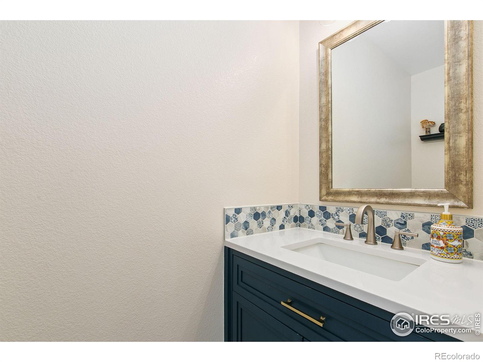 MLS Image #8 for 438  beartooth court,windsor, Colorado