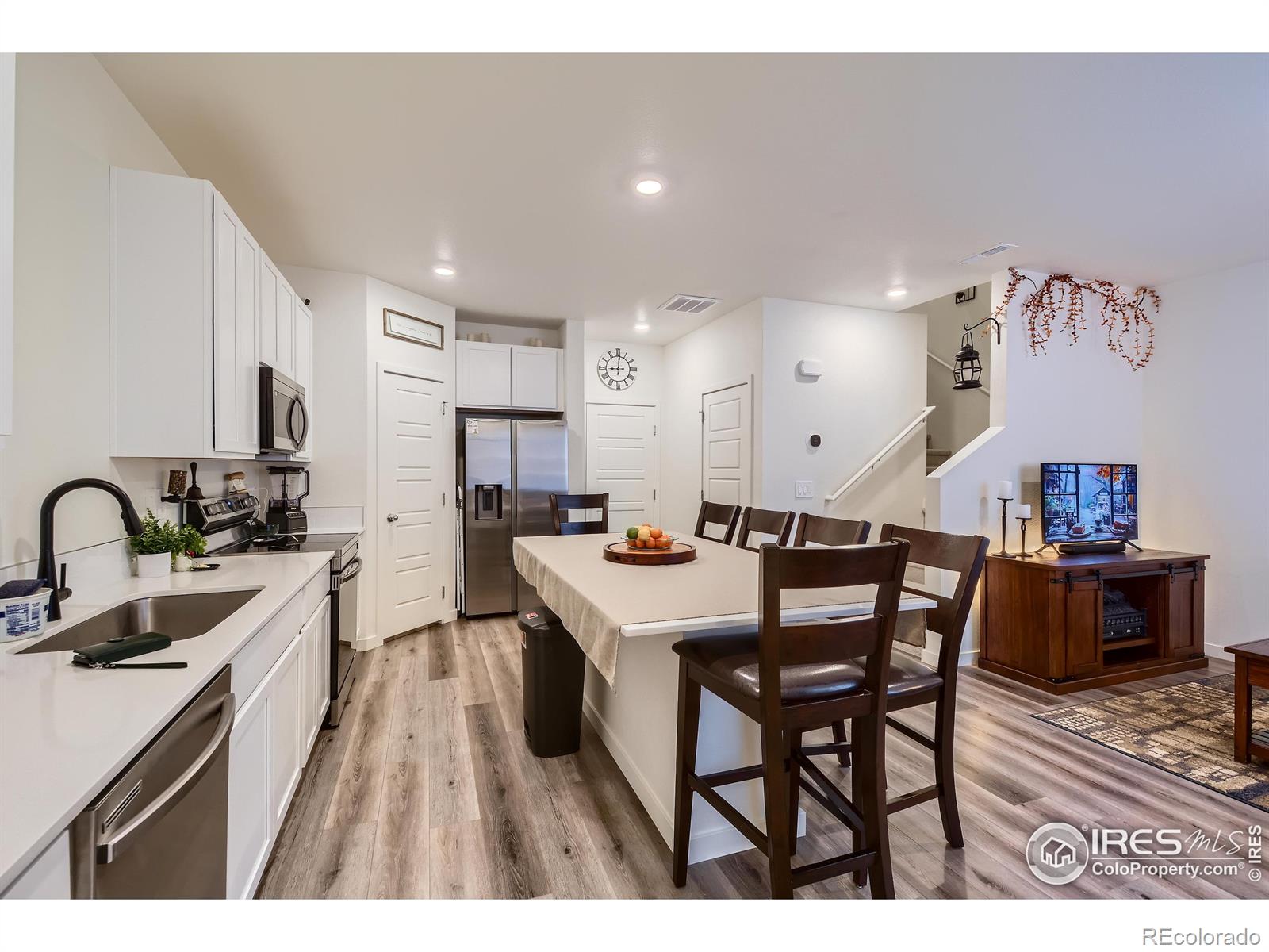 MLS Image #7 for 305  cardinal street,johnstown, Colorado