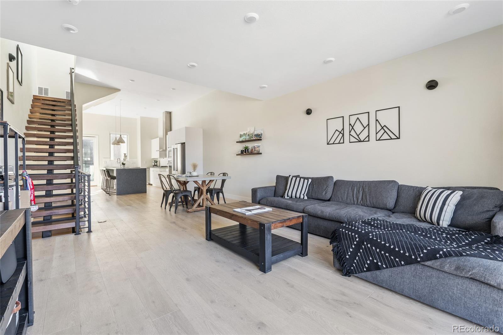 MLS Image #14 for 5125 w 29th avenue,denver, Colorado