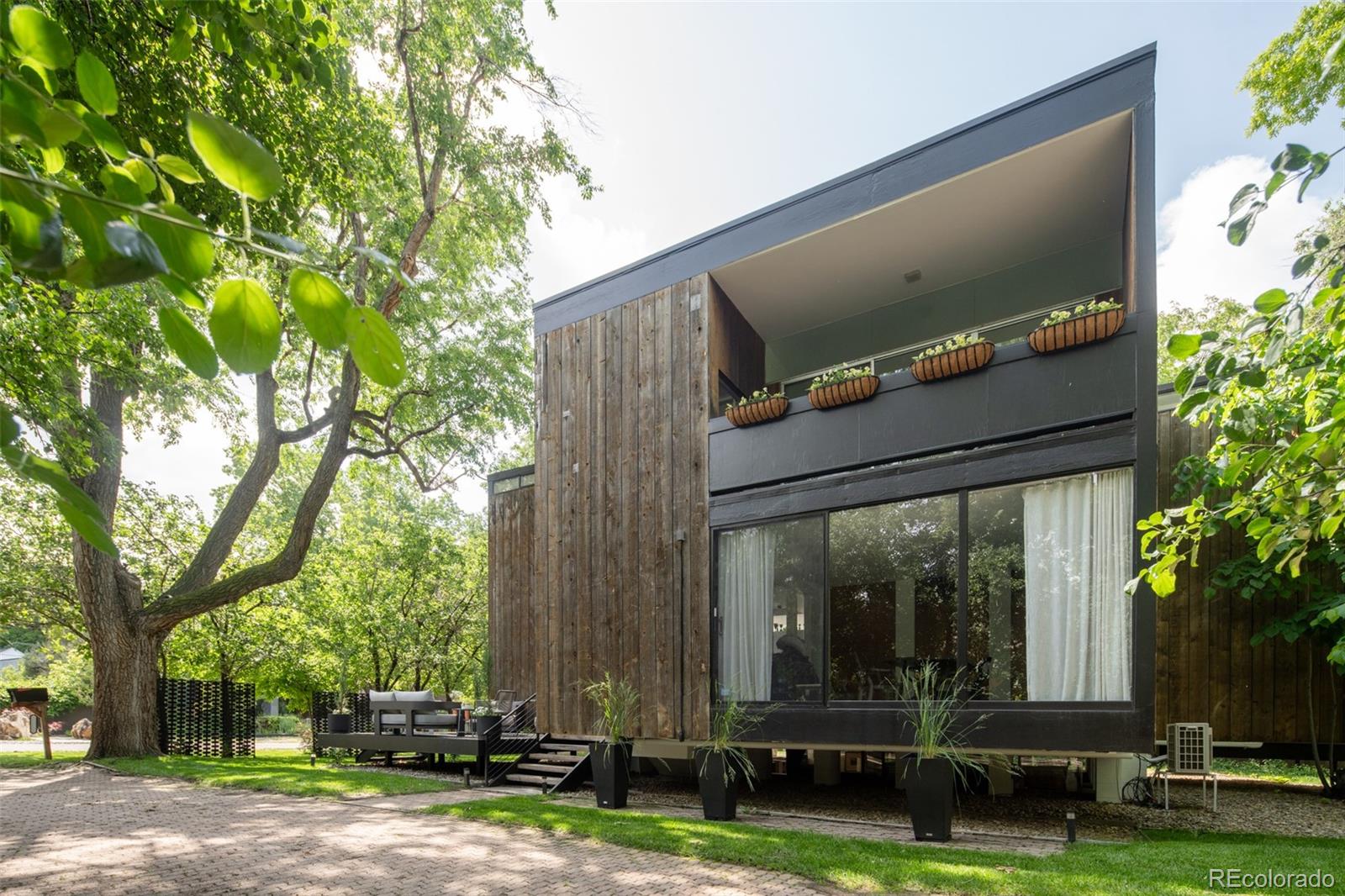 MLS Image #45 for 145  dexter street,denver, Colorado
