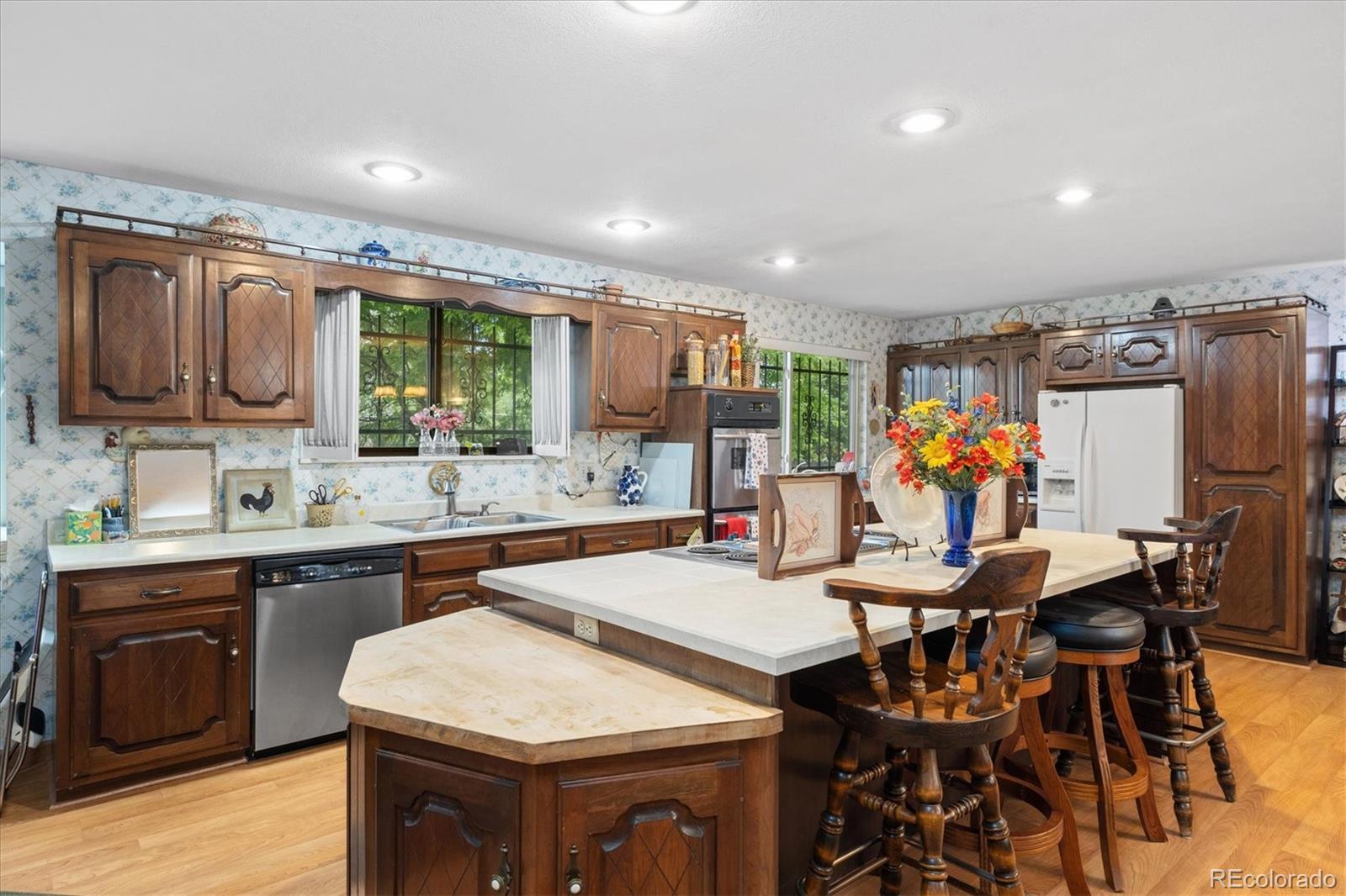 MLS Image #7 for 8650 e eastman avenue,denver, Colorado