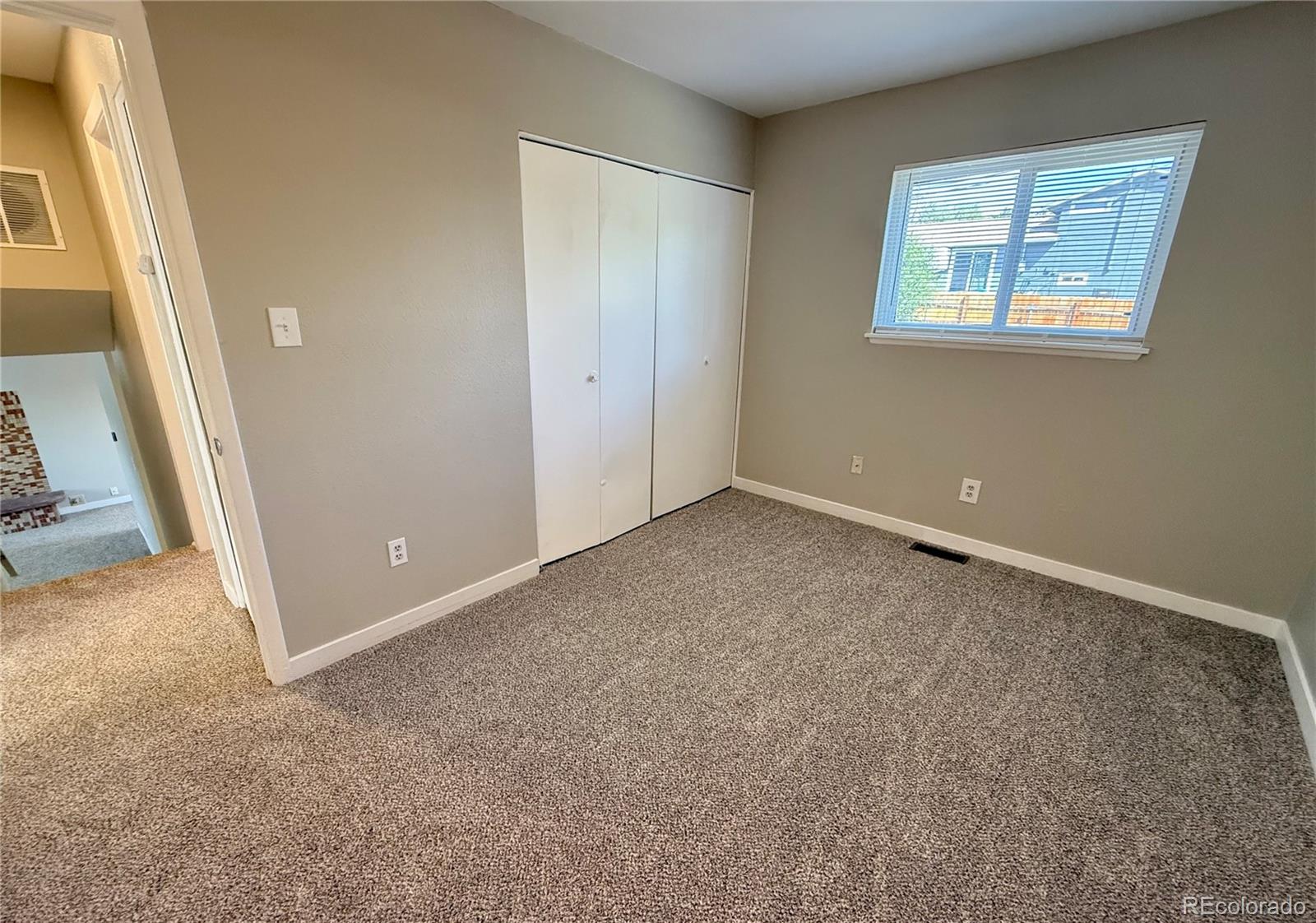MLS Image #17 for 461  elbert way,denver, Colorado