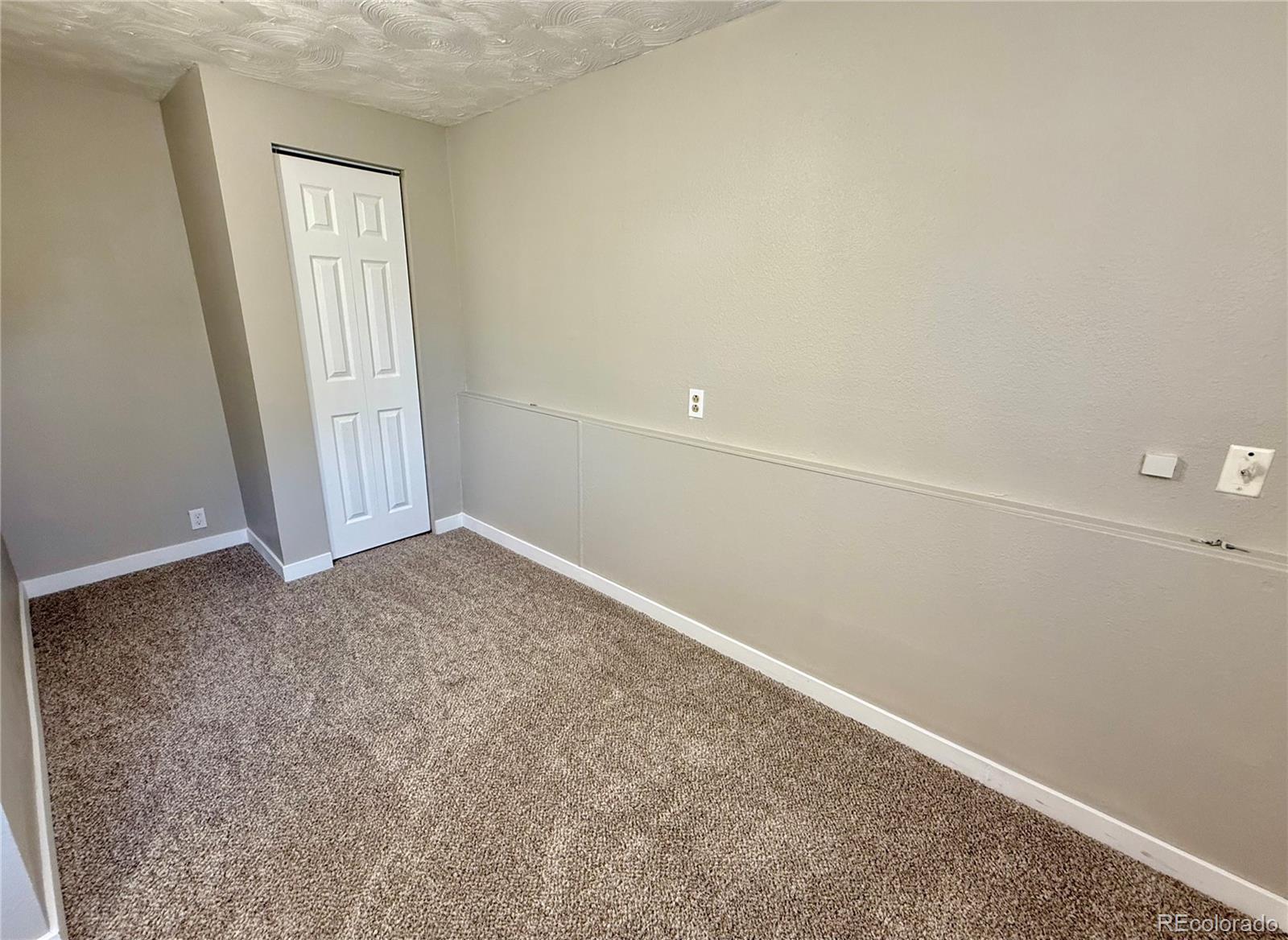 MLS Image #29 for 461  elbert way,denver, Colorado
