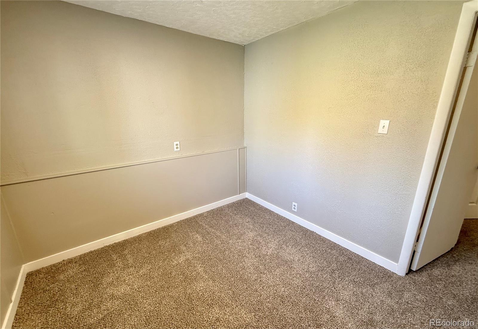 MLS Image #30 for 461  elbert way,denver, Colorado