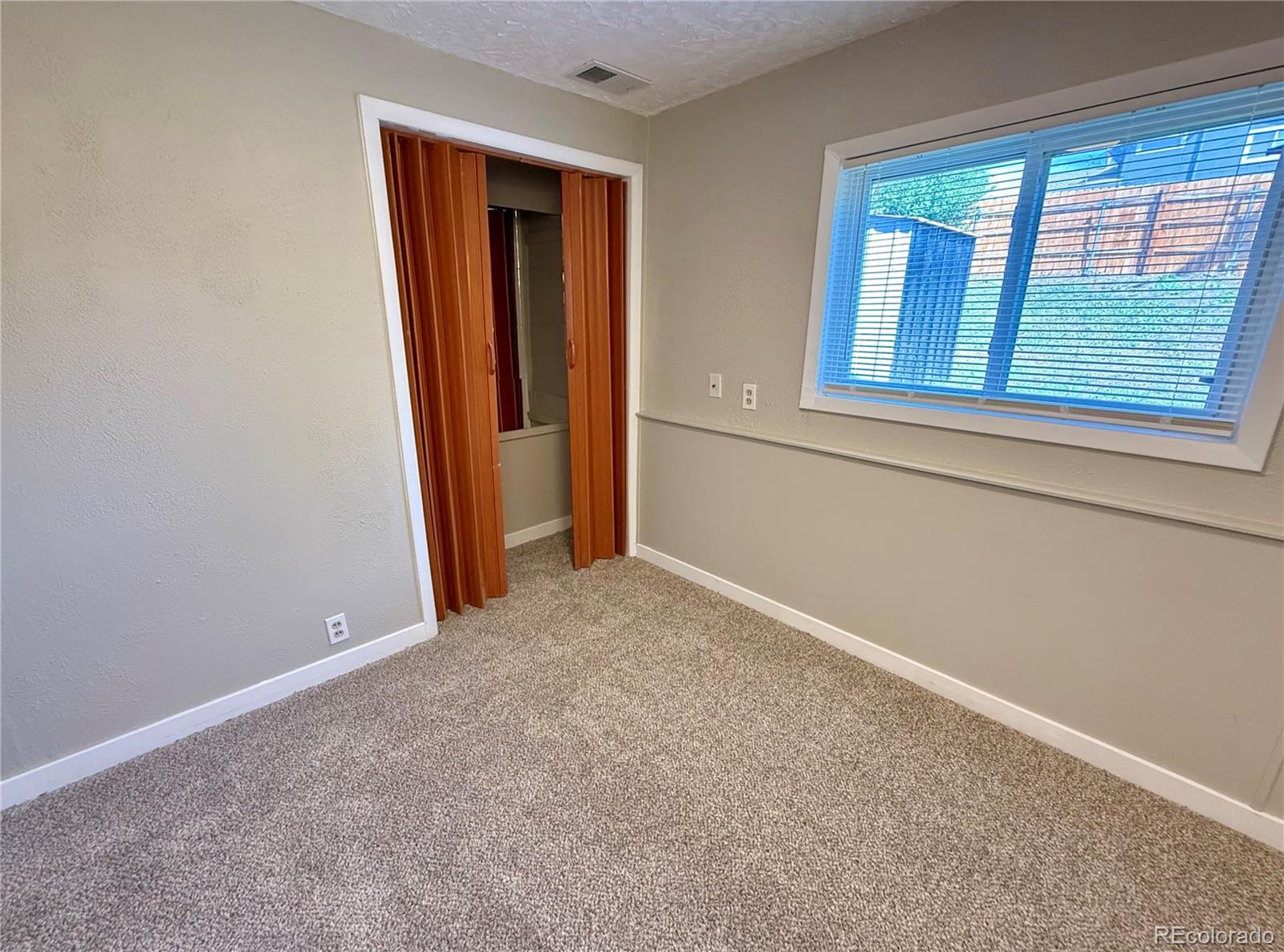 MLS Image #32 for 461  elbert way,denver, Colorado