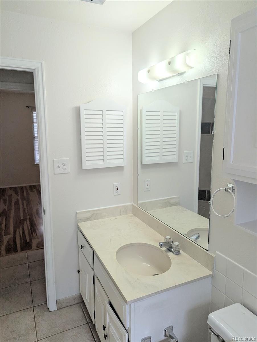MLS Image #16 for 7110 s gaylord street,centennial, Colorado