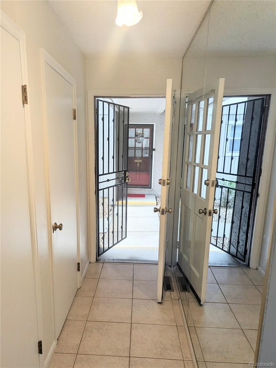 MLS Image #4 for 7110 s gaylord street,centennial, Colorado