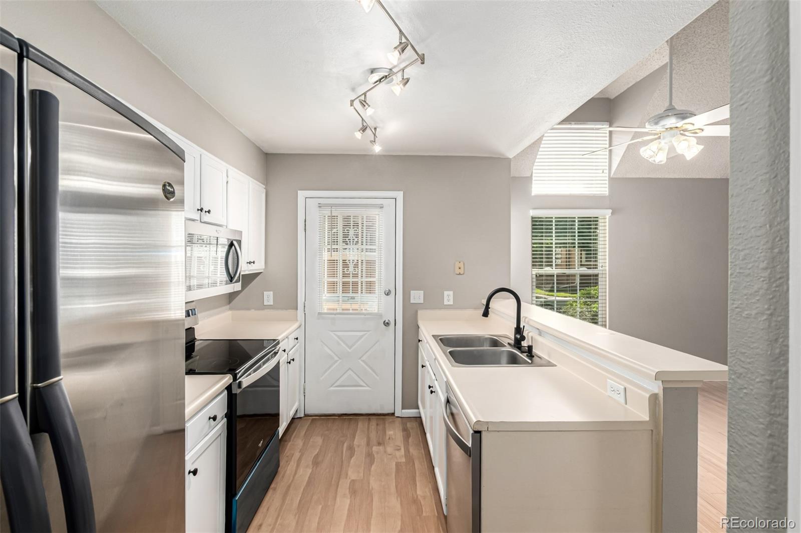 MLS Image #14 for 14169 e dickinson drive a,aurora, Colorado
