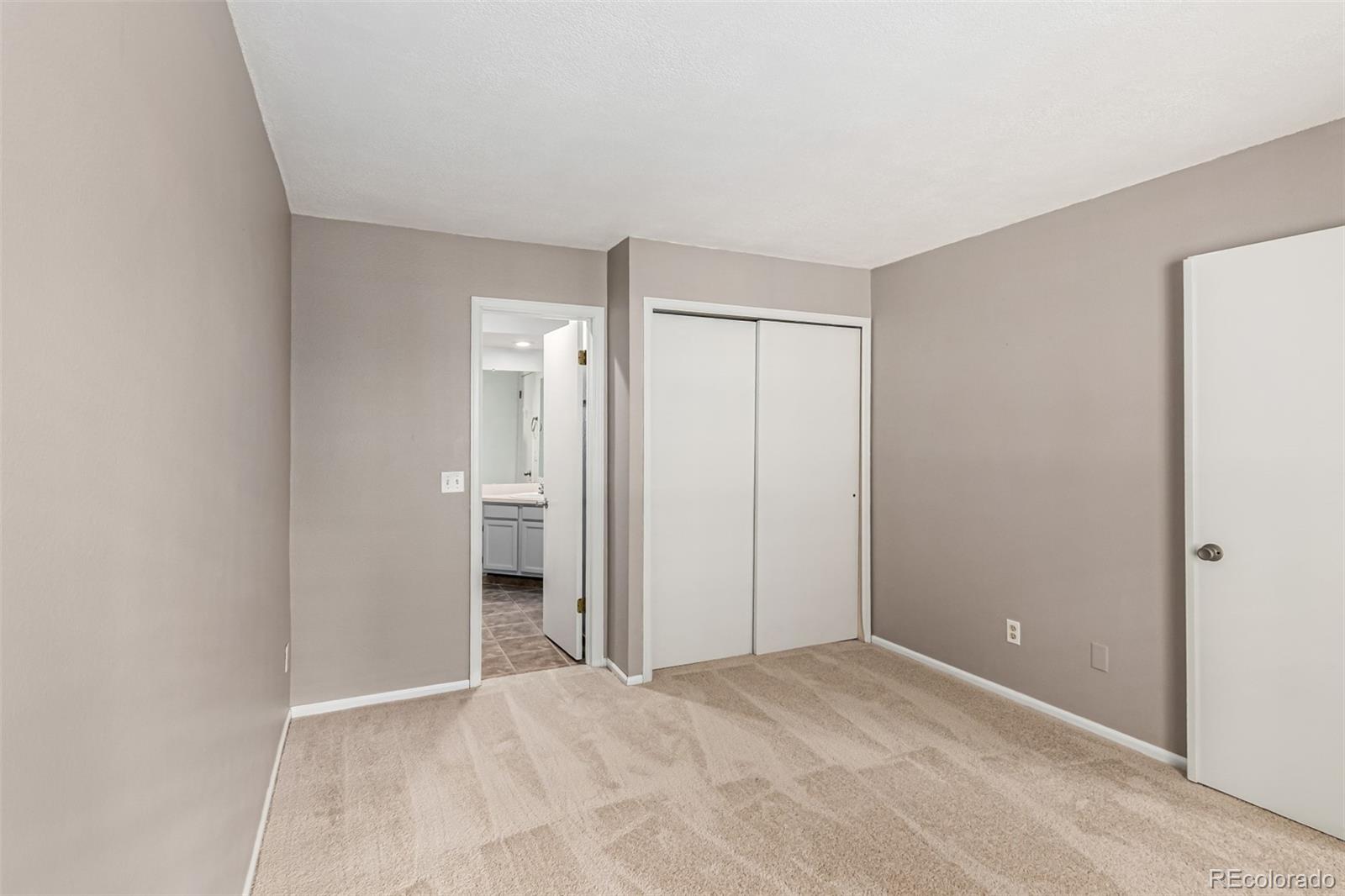 MLS Image #15 for 14169 e dickinson drive a,aurora, Colorado