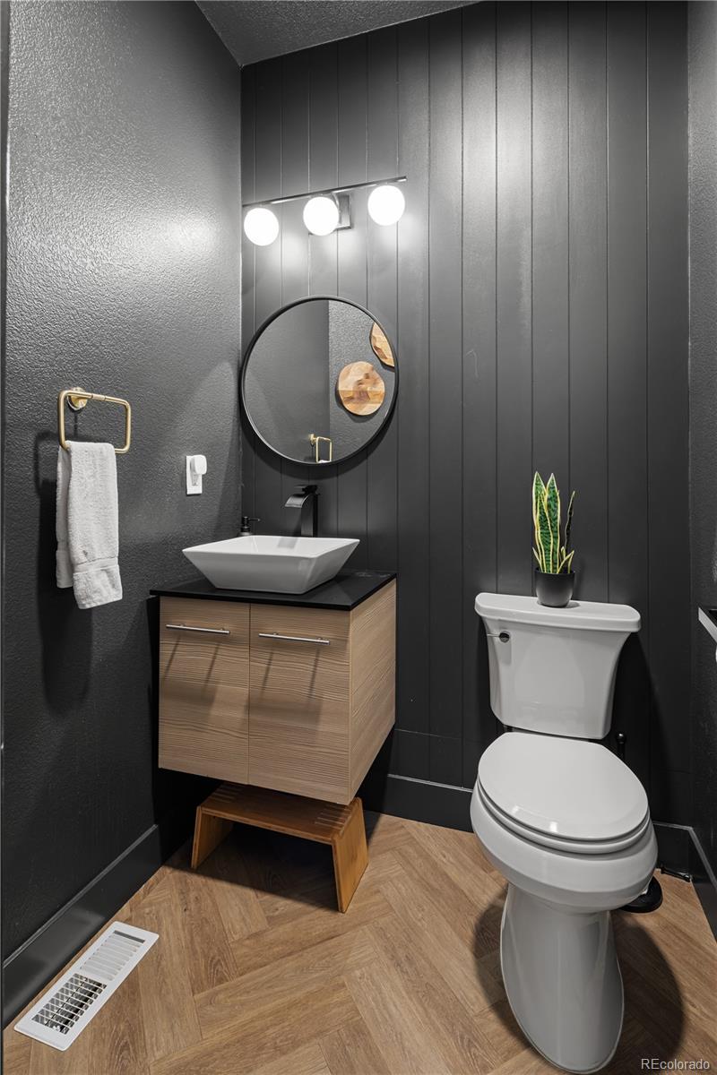 MLS Image #10 for 1584  vrain street,denver, Colorado