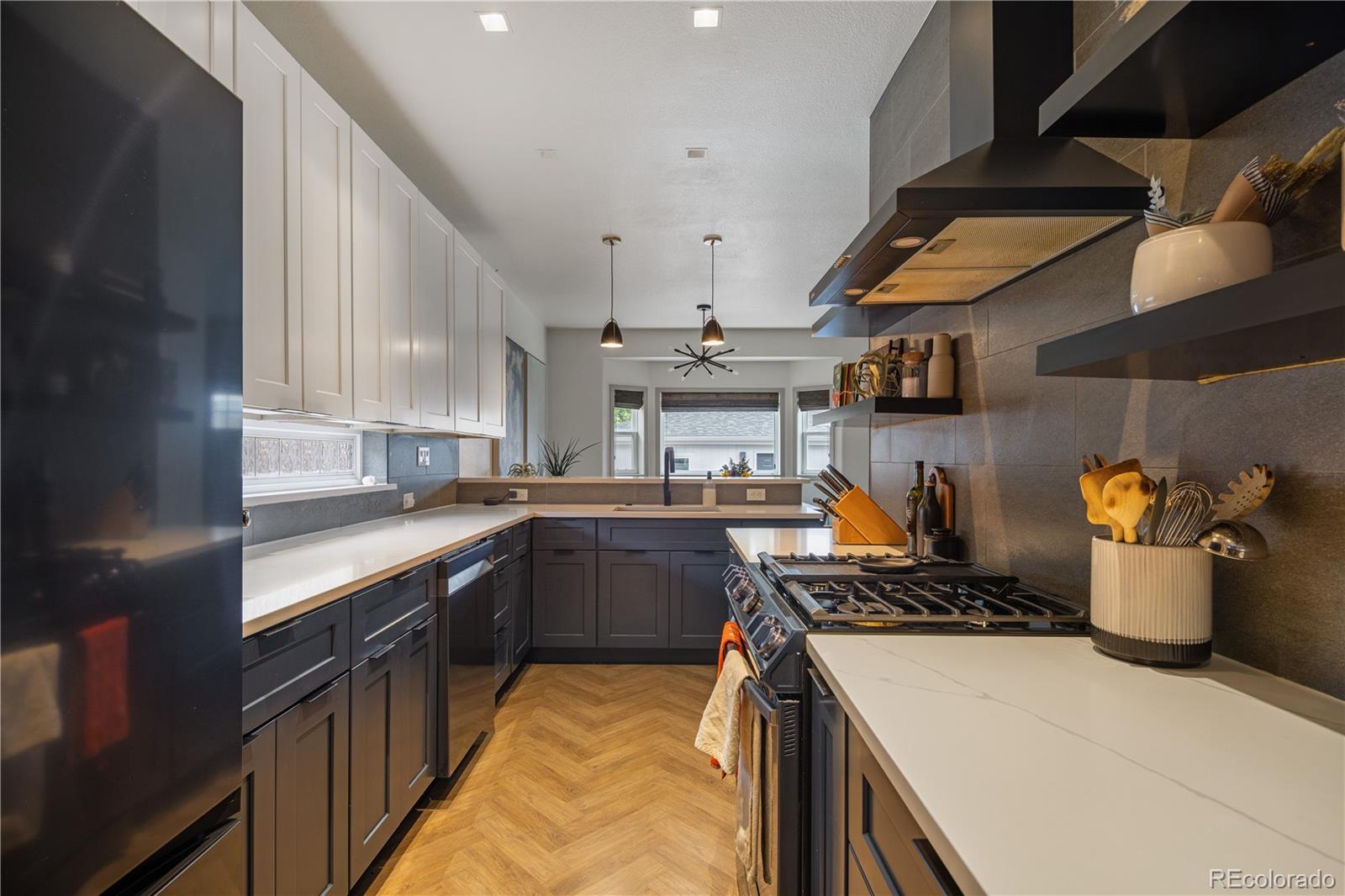 MLS Image #12 for 1584  vrain street,denver, Colorado