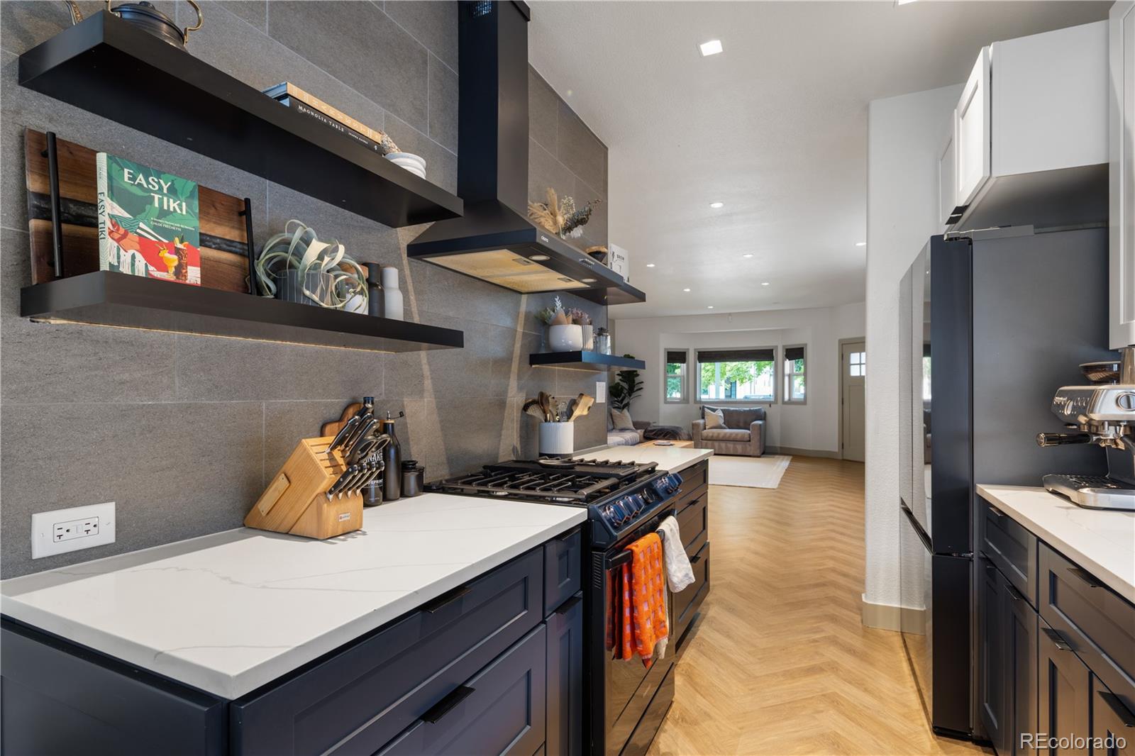 MLS Image #14 for 1584  vrain street,denver, Colorado