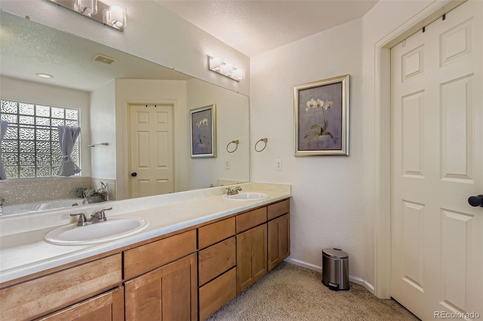 MLS Image #6 for 6141 s richfield court,aurora, Colorado