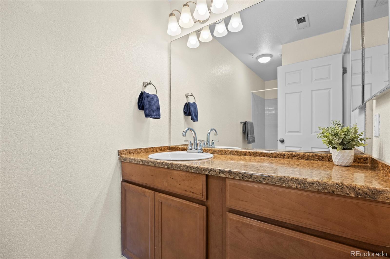 MLS Image #18 for 8707 e florida avenue,denver, Colorado