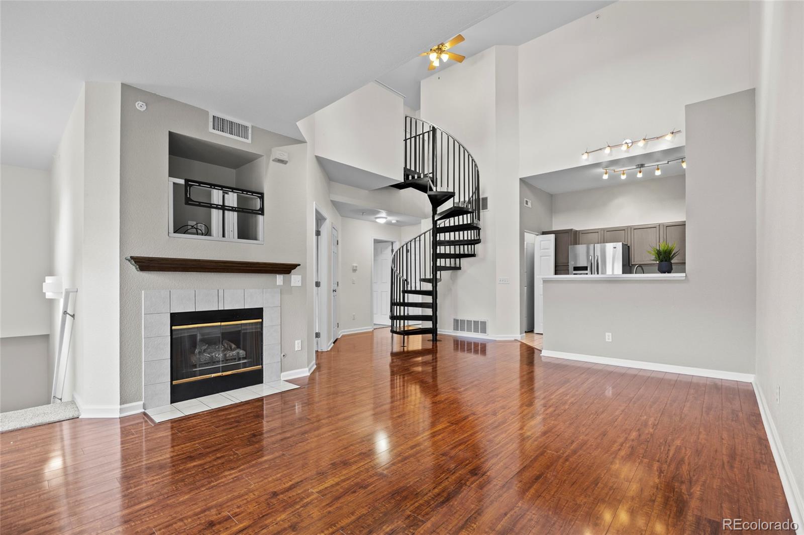 MLS Image #4 for 8707 e florida avenue,denver, Colorado