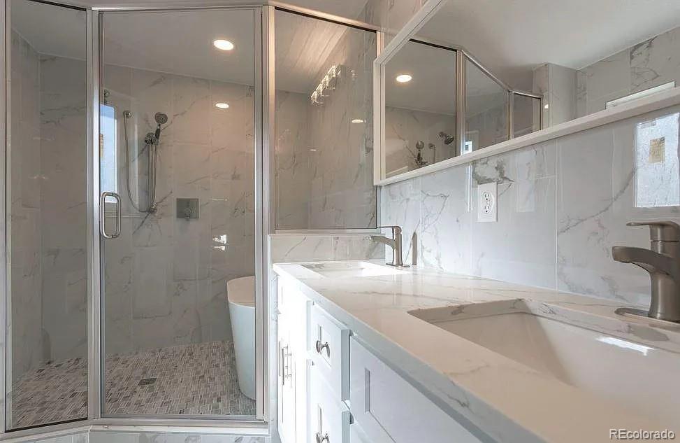 MLS Image #20 for 6660 e nevada place,denver, Colorado