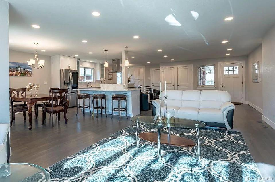 MLS Image #7 for 6660 e nevada place,denver, Colorado