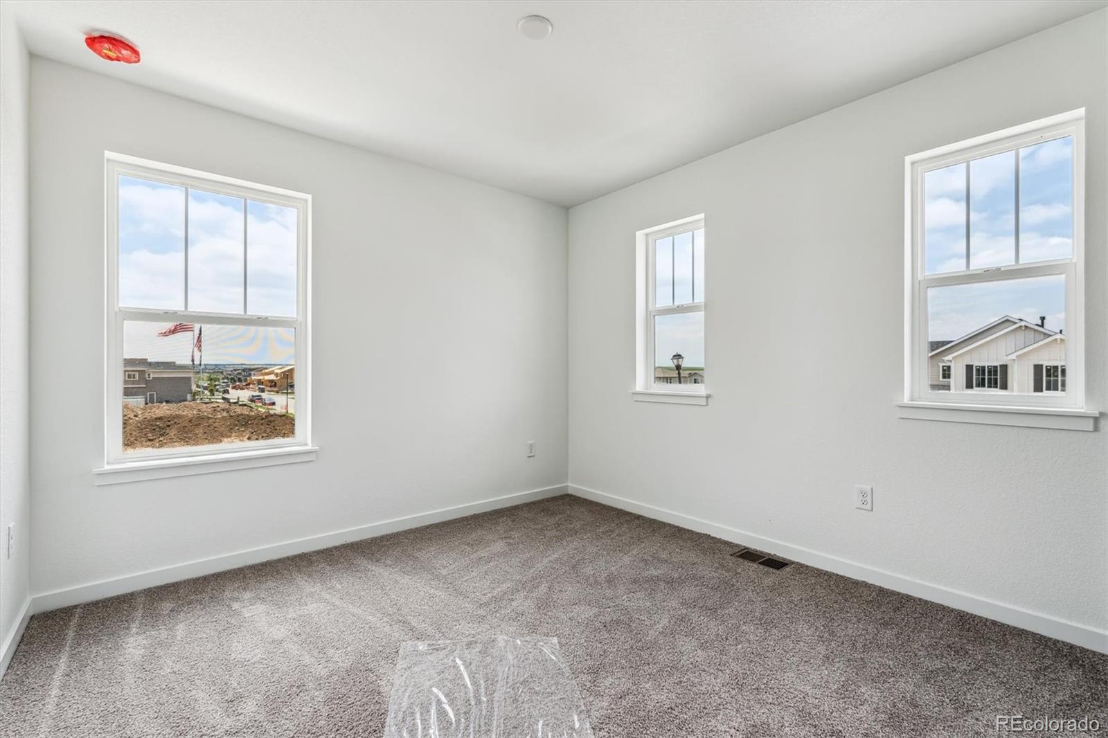 MLS Image #10 for 9256  telluride court,commerce city, Colorado