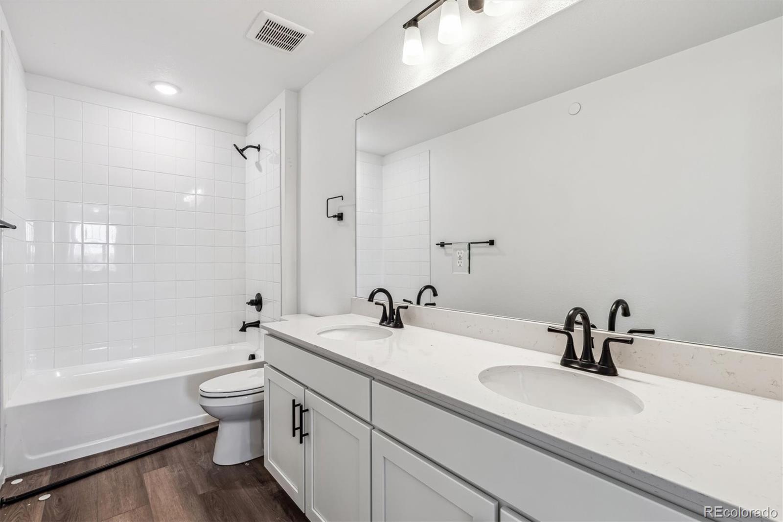 MLS Image #12 for 9256  telluride court,commerce city, Colorado