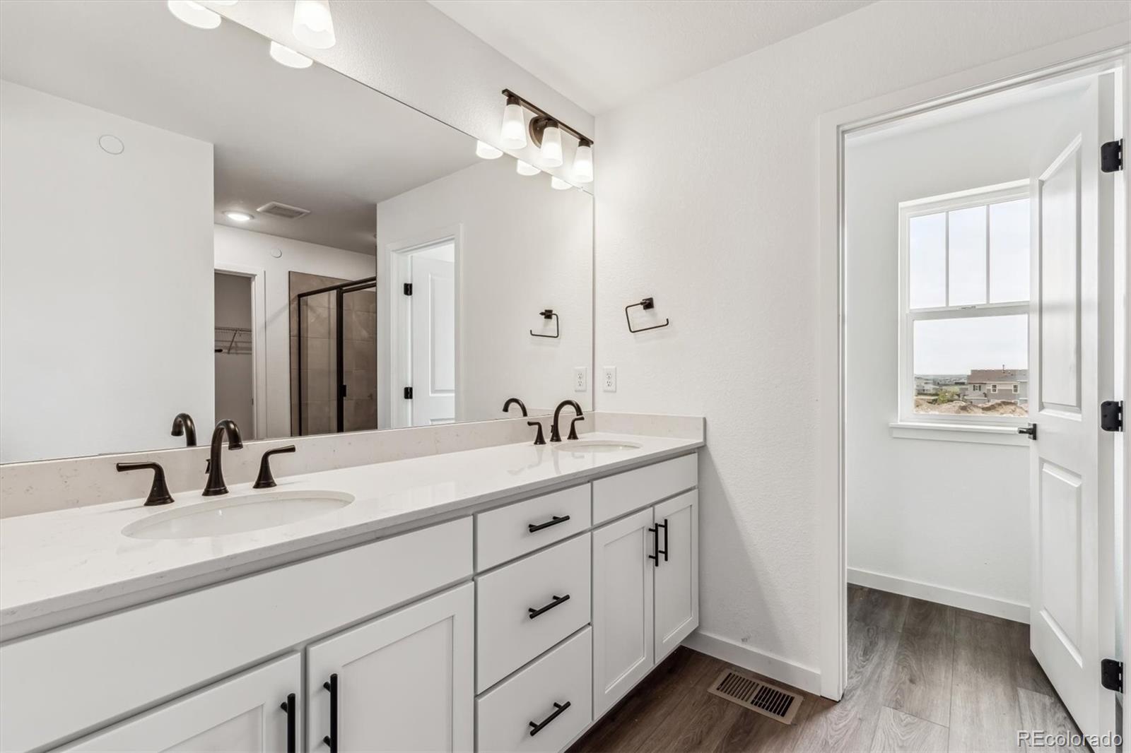 MLS Image #17 for 9256  telluride court,commerce city, Colorado